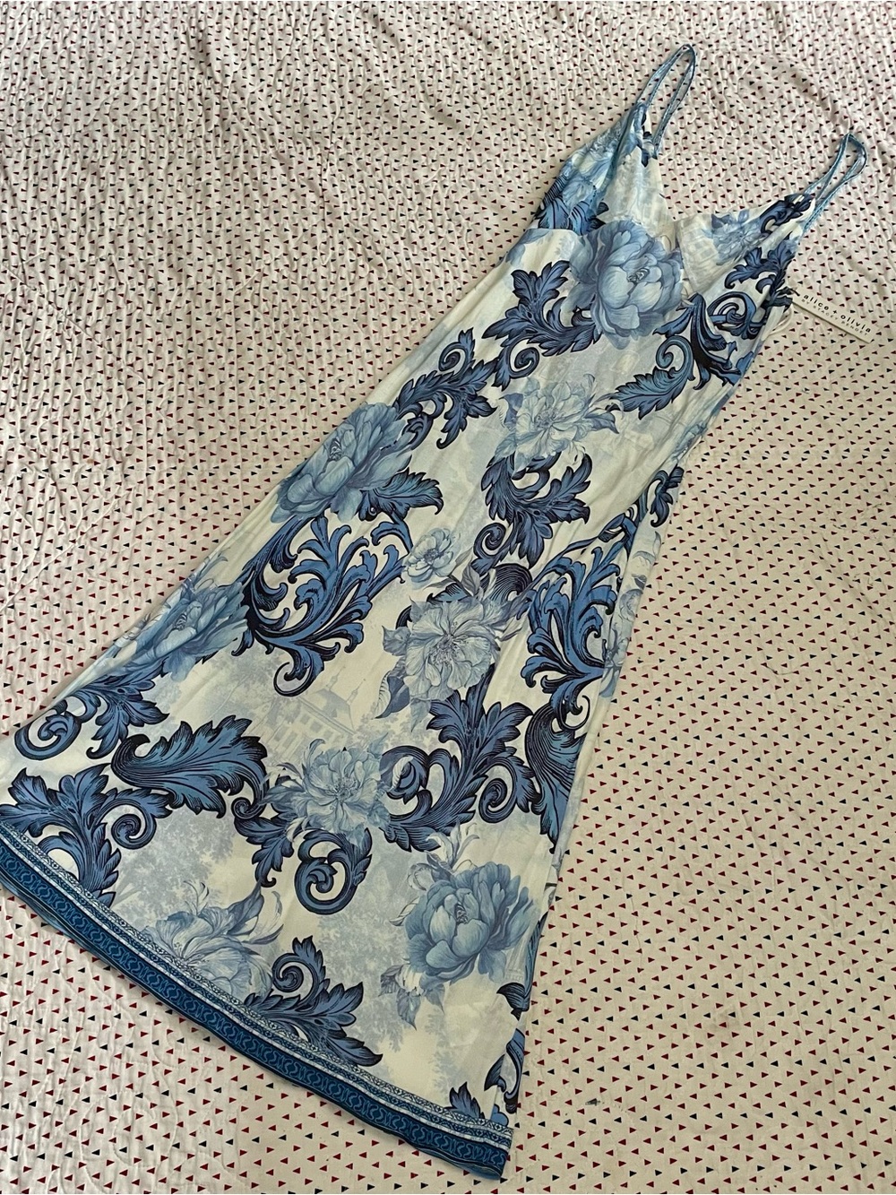 Alice + Olivia Kiro Slip Dress - size 4 - Picture 5 of 7